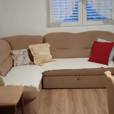 Lile Apartmán